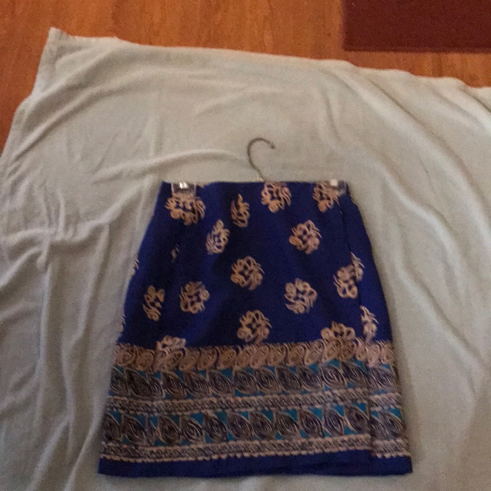 Skirt short